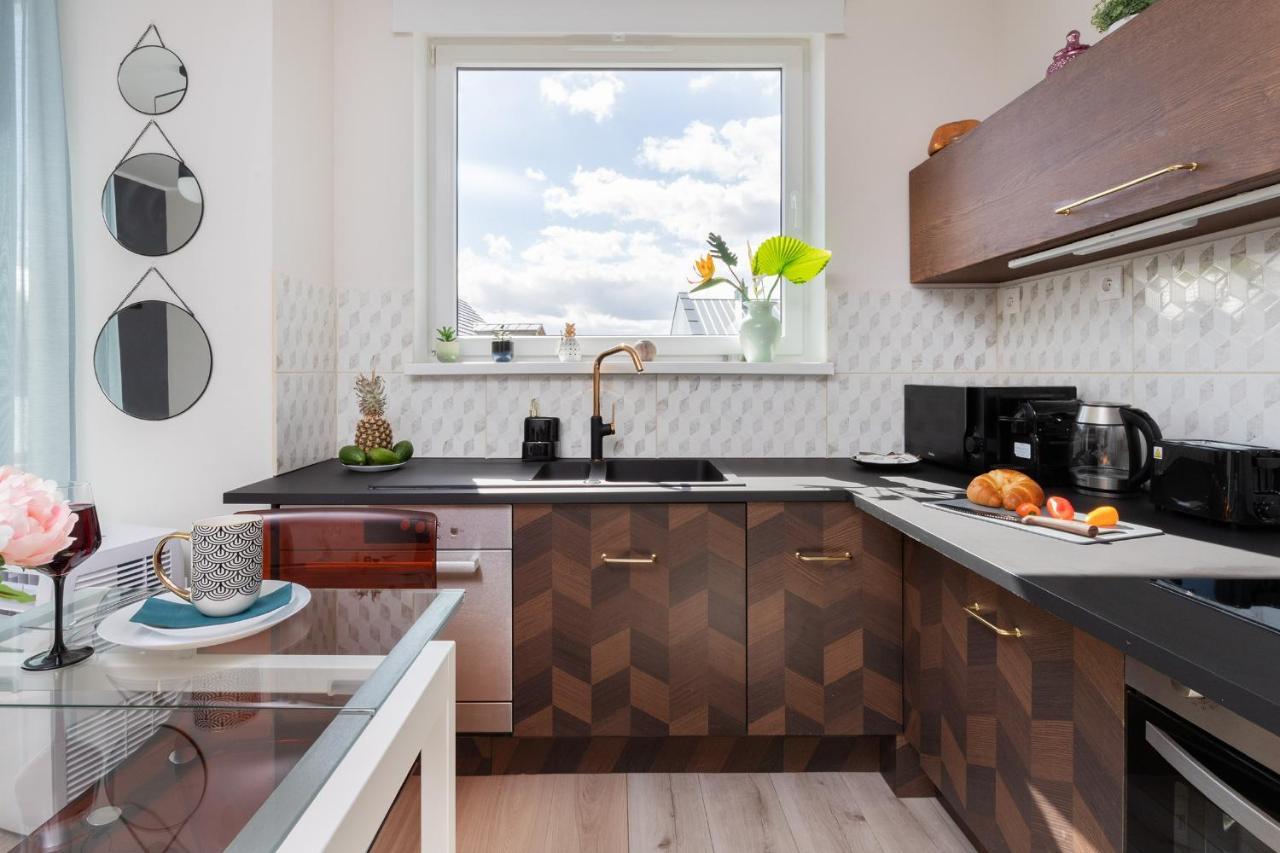 Przestronne 2 Oddzielne Sypialnie Caly Apartament W Spokojnej Dzielnicy Borkowo  Экстерьер фото